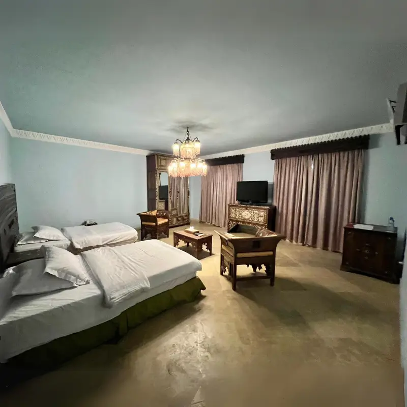 Talisman Hotel Twin Room (no 4) - 1